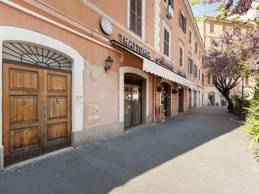 White Flat Termini Apartment Rome Room photo